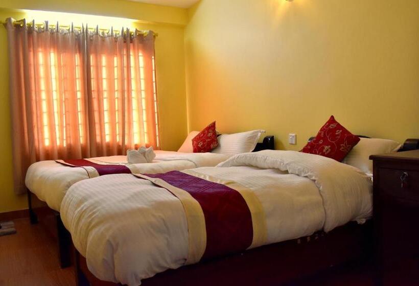 اتاق لوکس سه تخته, Yes Mi Heritage