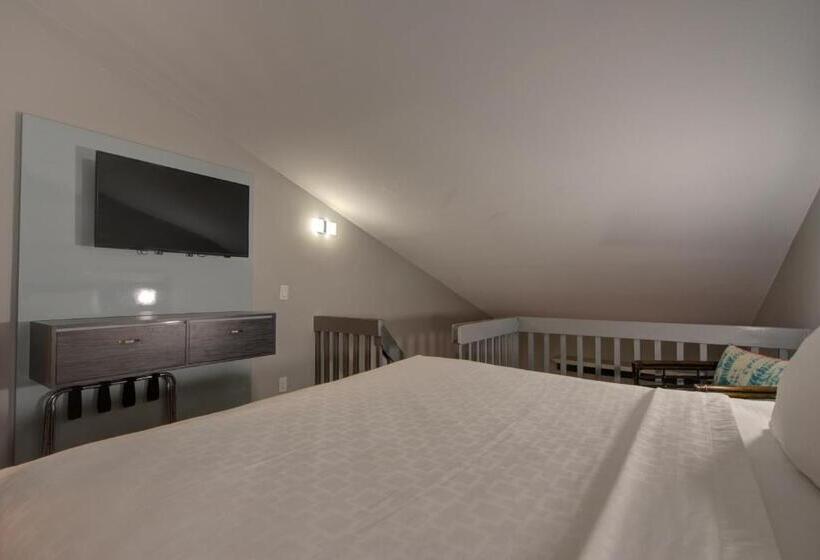 סוויטה, Clarion Pointe Tampa Brandon Near Fairgrounds And Casino