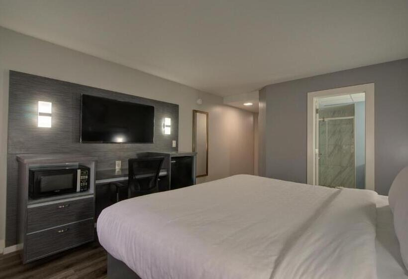 חדר סטנדרט עם מיטת קינג, Clarion Pointe Tampa Brandon Near Fairgrounds And Casino