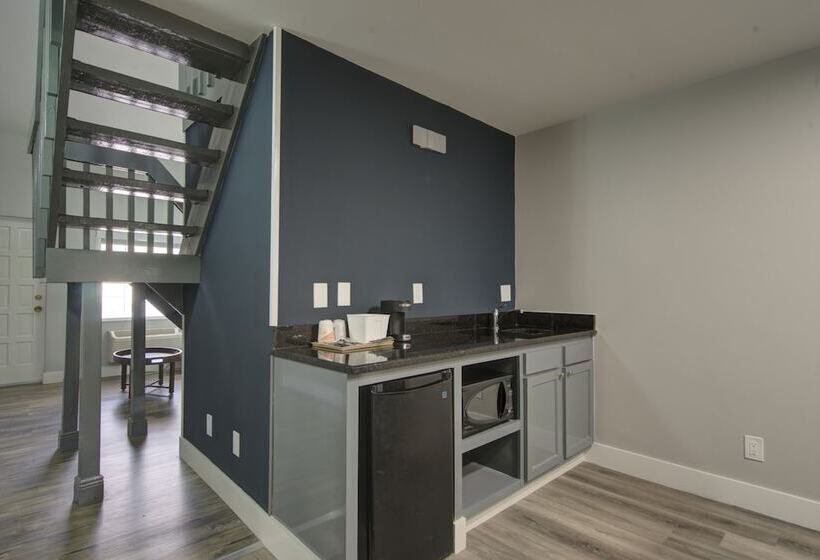 סוויטה, Clarion Pointe Tampa Brandon Near Fairgrounds And Casino