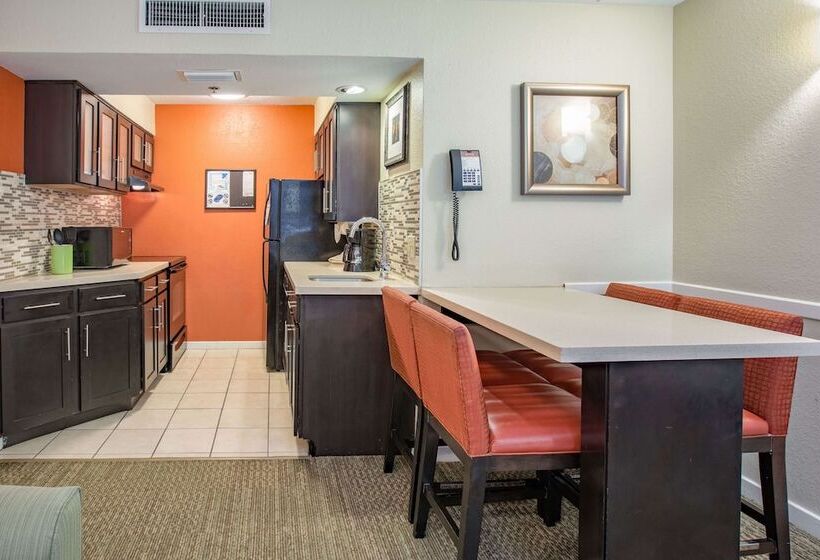 Люкс Адаптированный для Инвалидов, Sonesta Es Suites Orlando  Lake Buena Vista