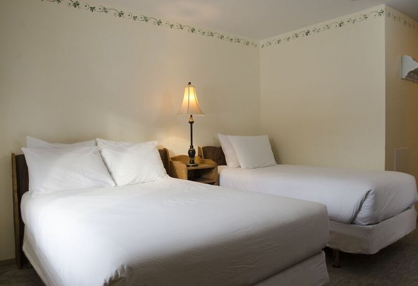 اتاق لوکس, Summit Lodge