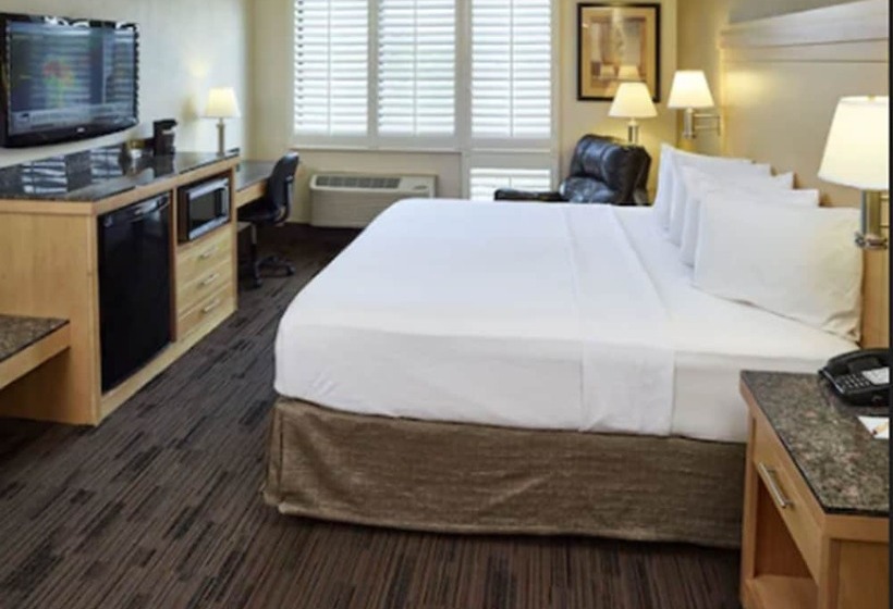 豪华房间, Livinn Hotel St Paul East / Maplewood