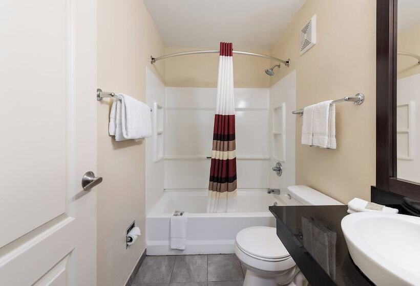 장애인용 디럭스룸, Red Roof Inn Findlay