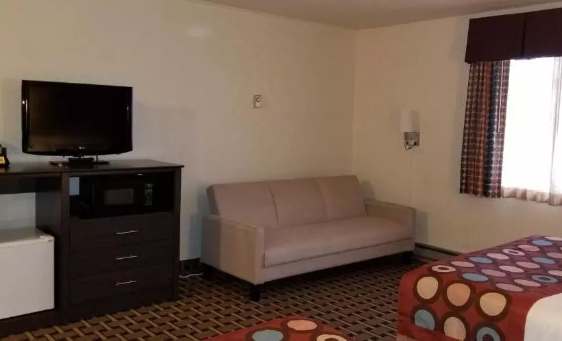 Standard-studio King-vuode, Super 8 By Wyndham Ashland