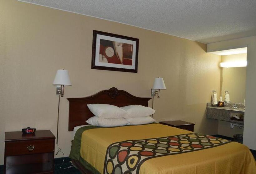 غرفة قياسية سرير كينج, Super 8 By Wyndham Clinton