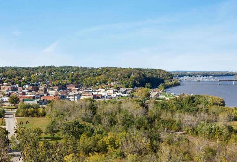 חדר סטודיו סטנדרד, Super 8 By Wyndham Hannibal