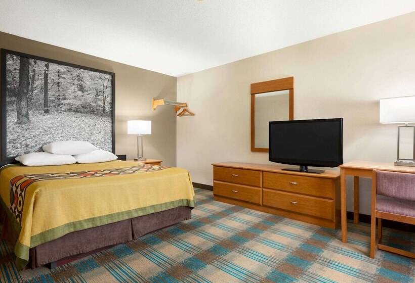 סוויטה, Super 8 By Wyndham Hannibal