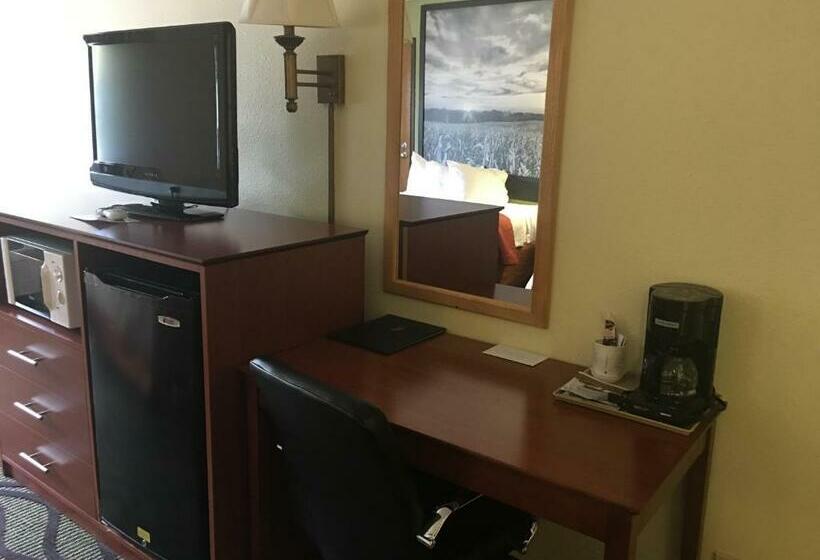 スタンダードルーム, Super 8 By Wyndham Newton