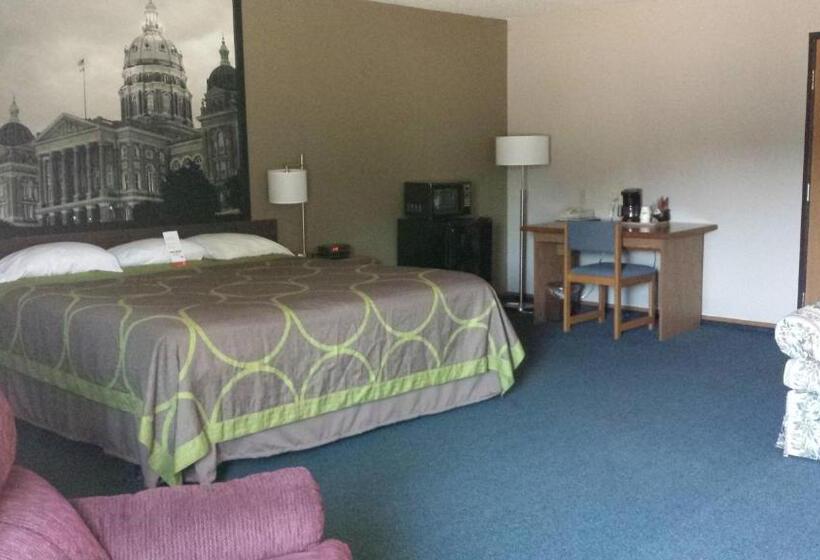 スタンダードスタジオ, Super 8 By Wyndham Pella