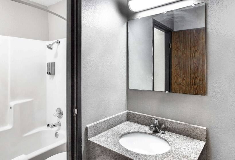 스탠다드 룸 더블 침대 2개, Super 8 By Wyndham Sherman