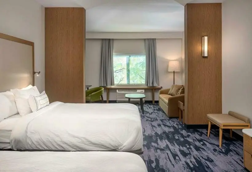 スイート, Fairfield Inn & Suites Morganton Historic Downtown