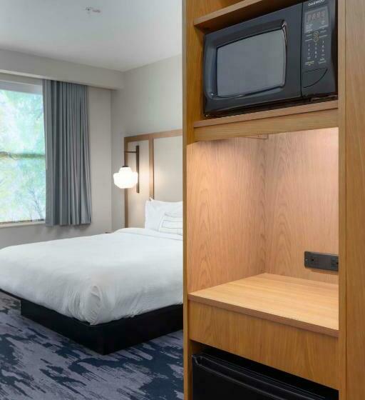 스탠다드 룸 킹사이즈 침대, Fairfield Inn & Suites Morganton Historic Downtown