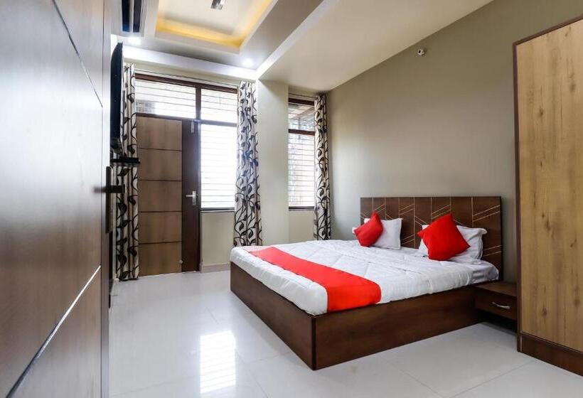 トリプルクラシックルーム, Flagship Shagun Home