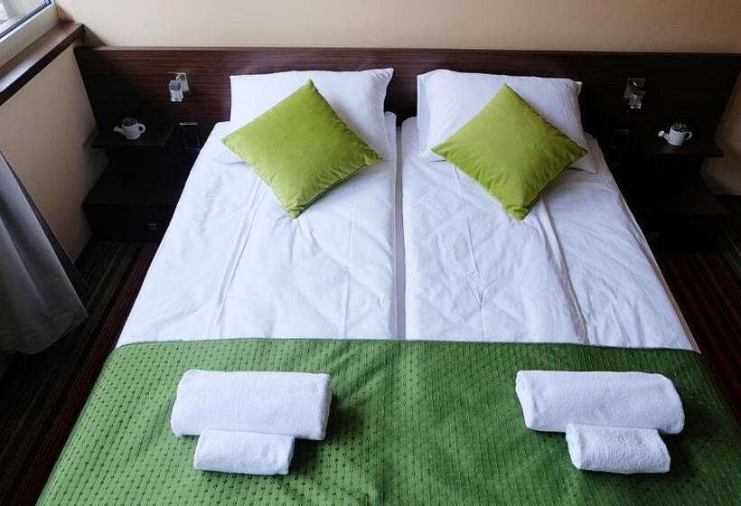 اتاق استاندارد, Richi