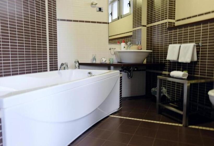 آپارتمان لوکس 1 خوابه, Richi