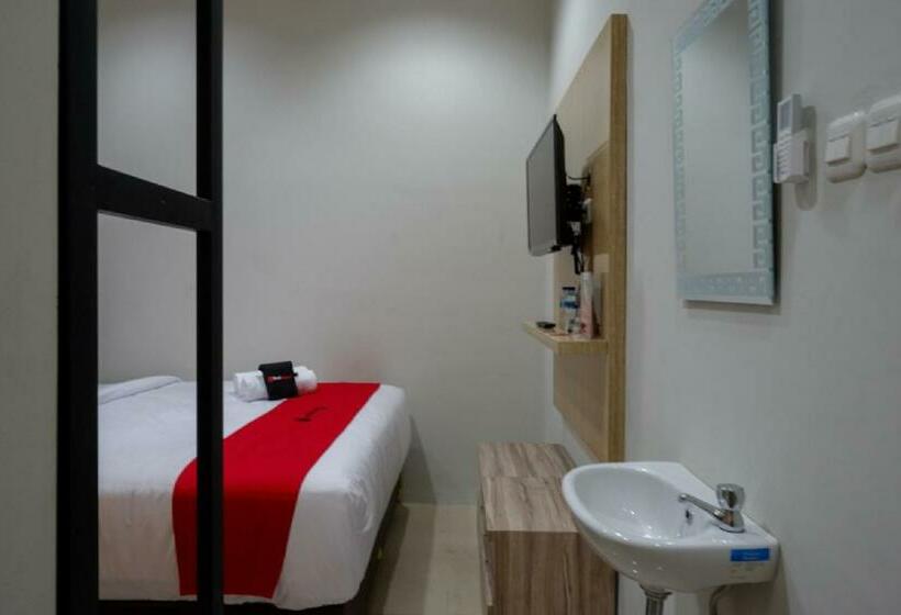 Номер Стандарт, Reddoorz @ Jalan Kartini Semarang