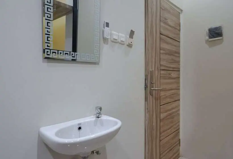スタンダードルーム, Reddoorz @ Jalan Kartini Semarang