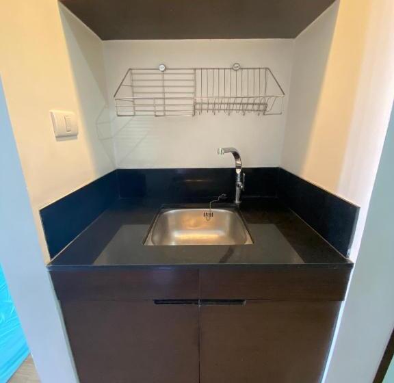 Svit med Balkong, Teddy@thammasart