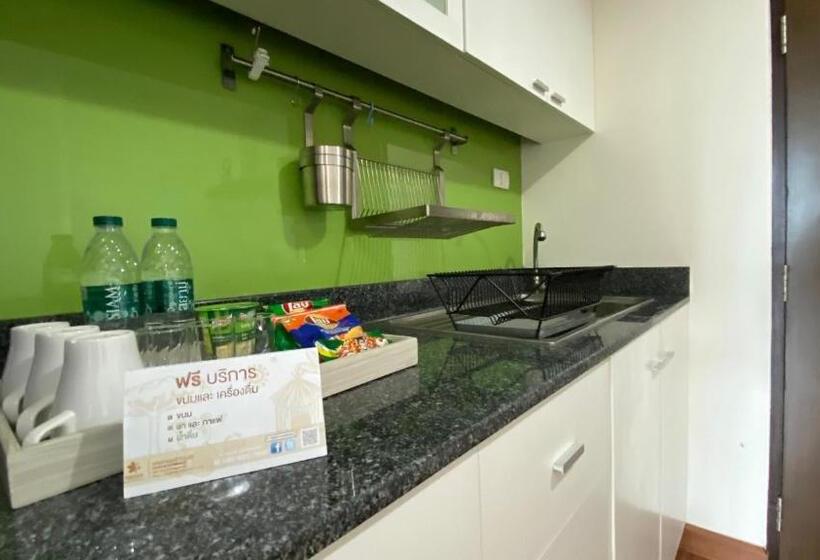 Executive Svit, Teddy@thammasart