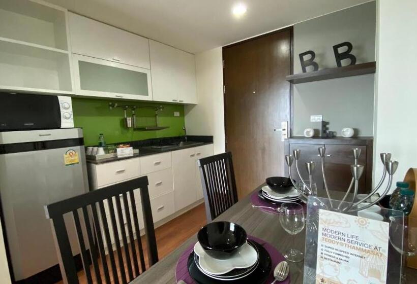 Executive Svit, Teddy@thammasart