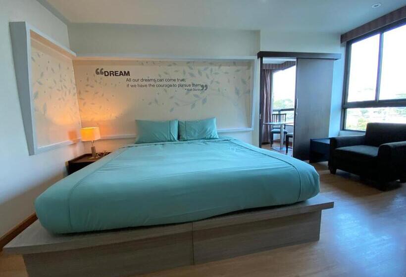 Svit med Balkong, Teddy@thammasart