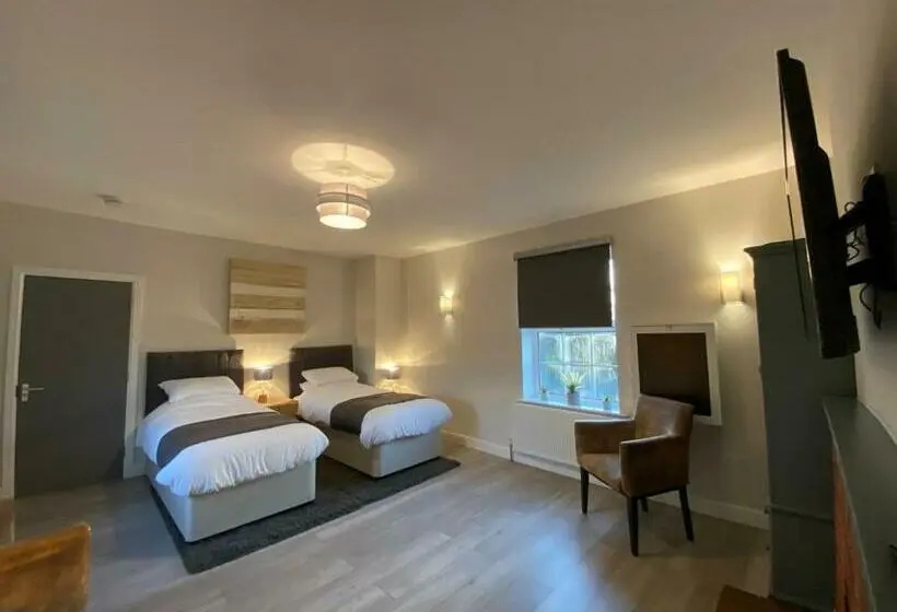 デラックスルーム, The Fordham Inn
