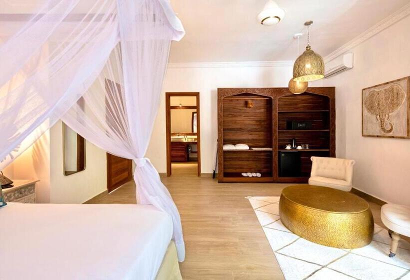 חדר דלוקס נוף לים, Amani Boutique Hotel   Small Luxury Hotels Of The World