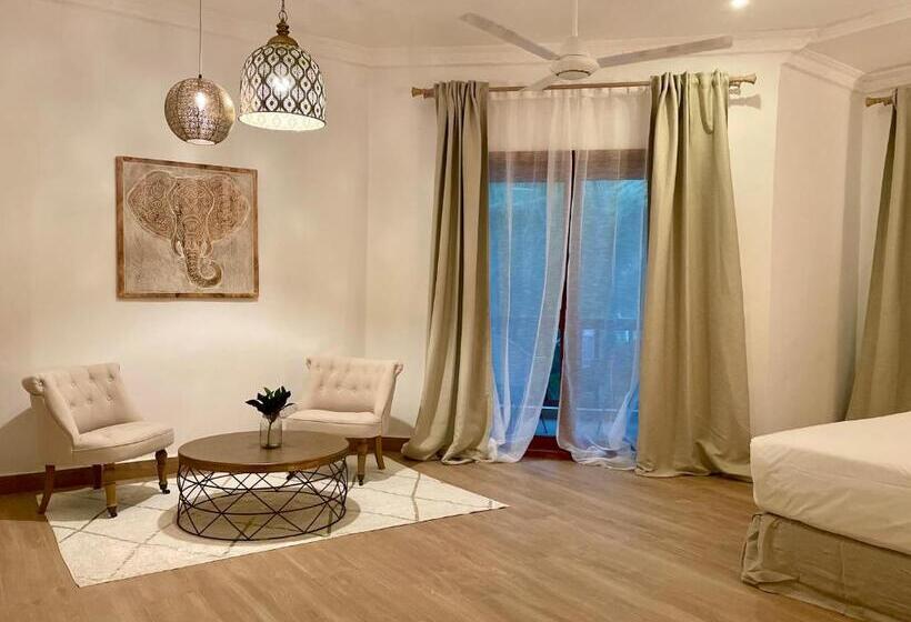 חדר דלוקס נוף לים, Amani Boutique Hotel   Small Luxury Hotels Of The World