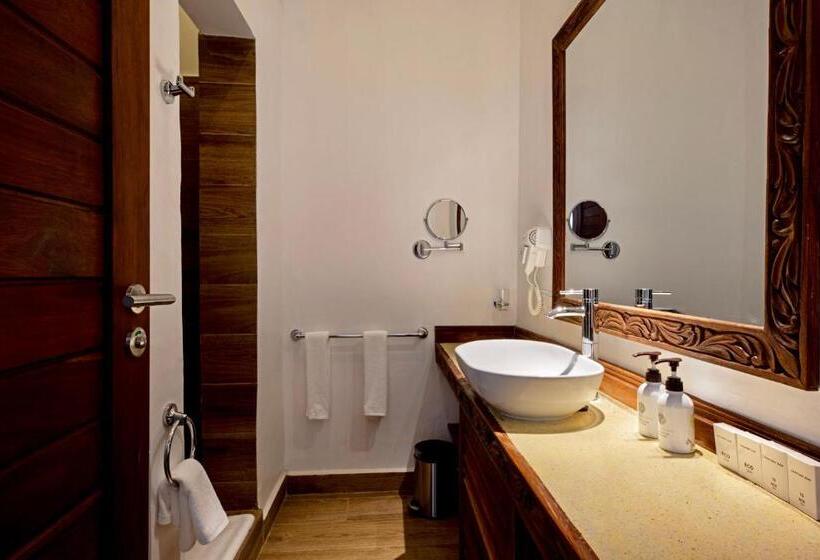 디럭스 룸 측면 바다 전망, Amani Boutique Hotel   Small Luxury Hotels Of The World
