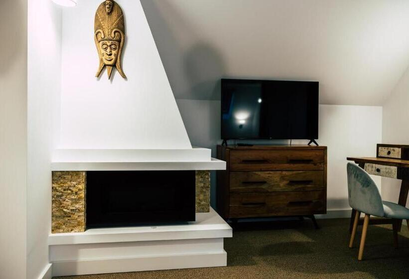 جناح, Mer Guest House B&b