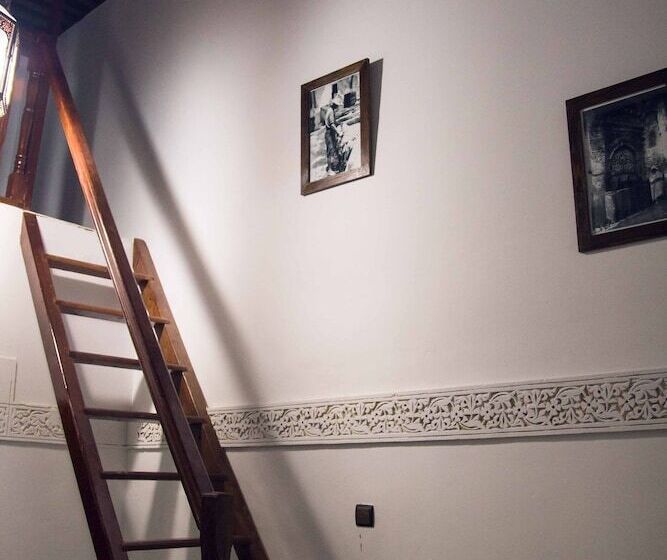 اتاق سوپریور سه تخته, Riad Sahraui