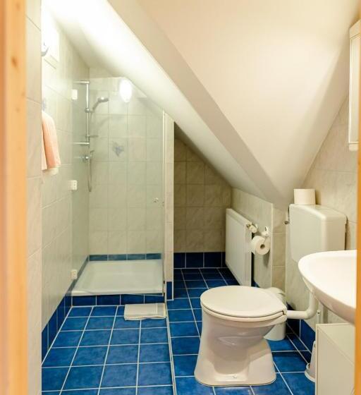 1 Sovrums Hus, Gästezimmer Steiner