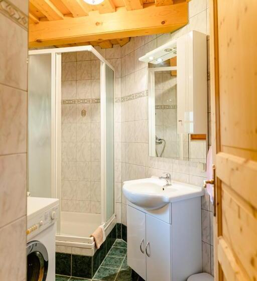 1 Sovrums Hus, Gästezimmer Steiner