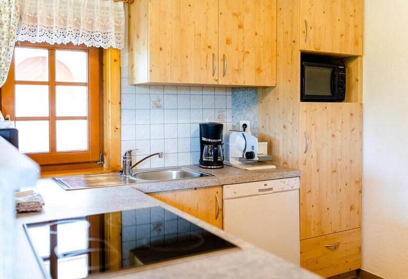 1 Sovrums Hus, Gästezimmer Steiner