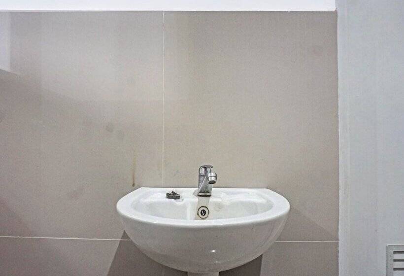 Standart Oda, Spot On 2226 Nurmega Jaya