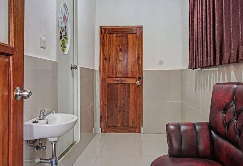 Standart Oda, Spot On 2226 Nurmega Jaya