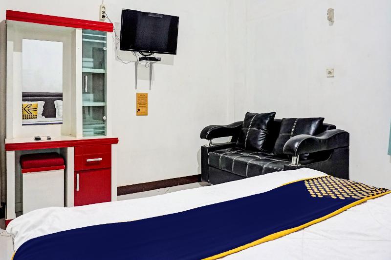 Standart Oda, Spot On 2226 Nurmega Jaya