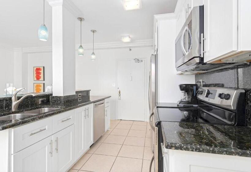 2 Yatak Odalı Süit, The Ambassador