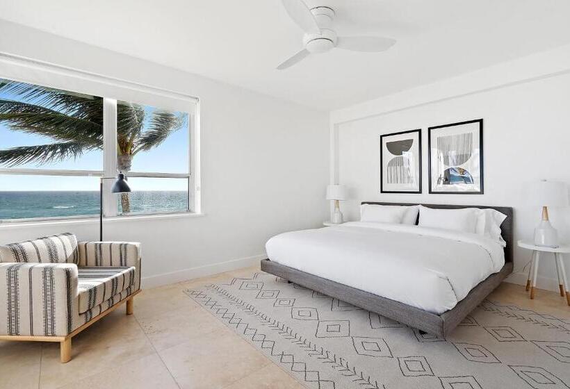 2 Yatak Odalı Süit, The Ambassador