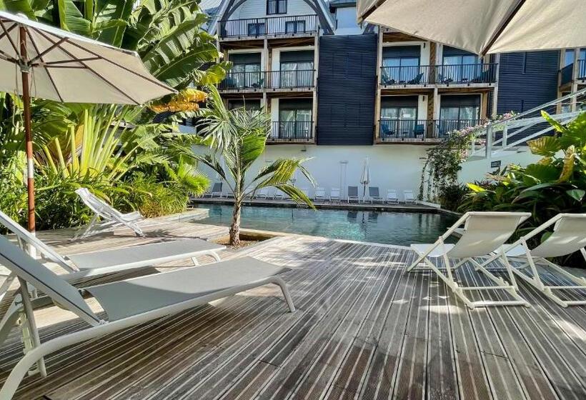 استودیو استاندارد با چشمانداز, Résidence Santa Apolonia