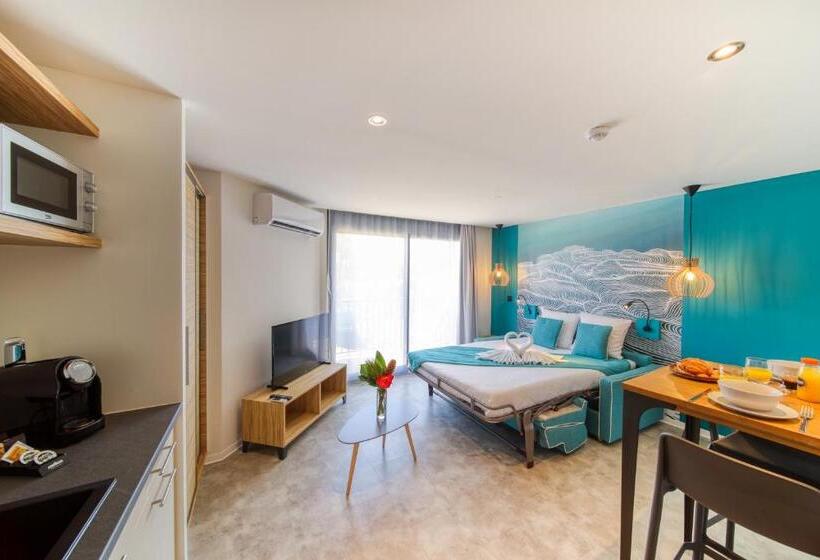 استودیو استاندارد با چشمانداز, Résidence Santa Apolonia