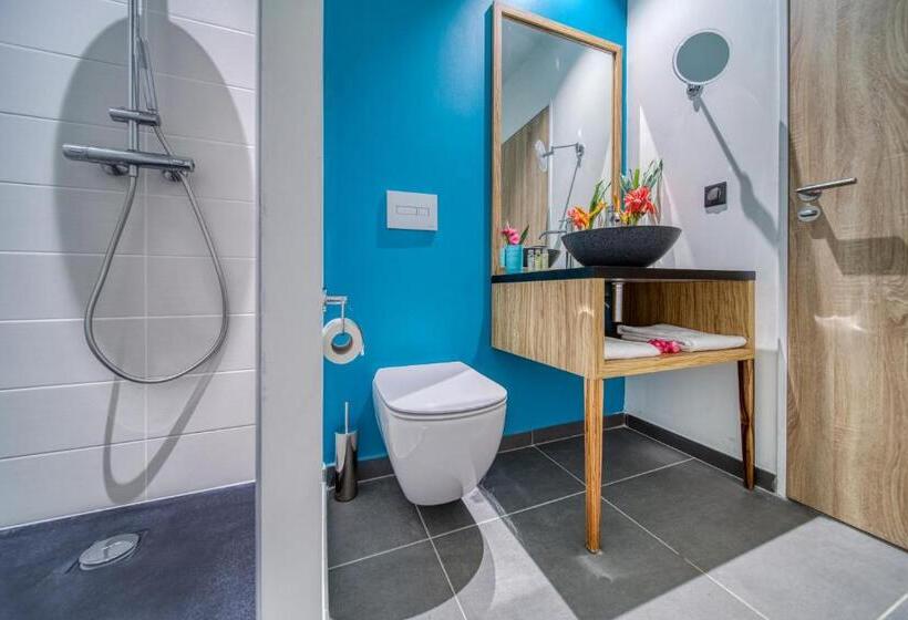 استودیوی استاندارد با چشمانداز دریا, Résidence Santa Apolonia