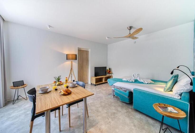 استودیوی استاندارد, Résidence Santa Apolonia