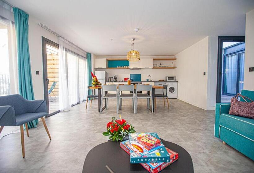 آپارتمان 3 خوابه با چشمانداز دریا, Résidence Santa Apolonia