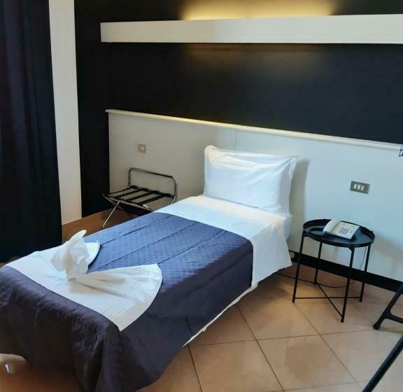 スタンダードシングルルーム, Nuovo Sole Hns