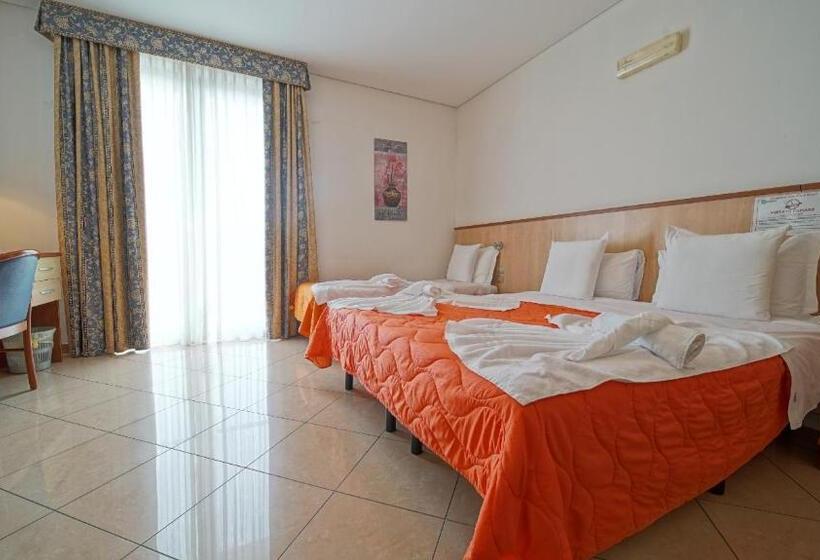 トリプルクラシックルーム, Nuovo Sole Hns