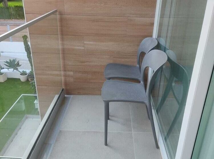 스탠다드 스튜디오, Iberflat Apartamentos Los Pinos