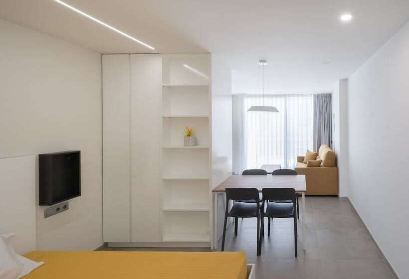 스탠다드 스튜디오, Iberflat Apartamentos Los Pinos