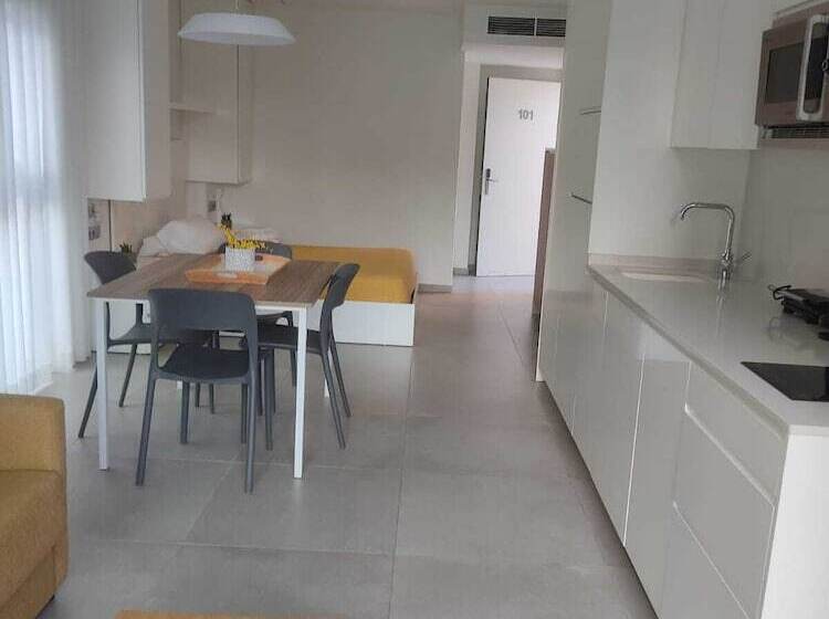 استودیوی استاندارد, Iberflat Apartamentos Los Pinos